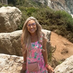 Meet your Posher, Christina